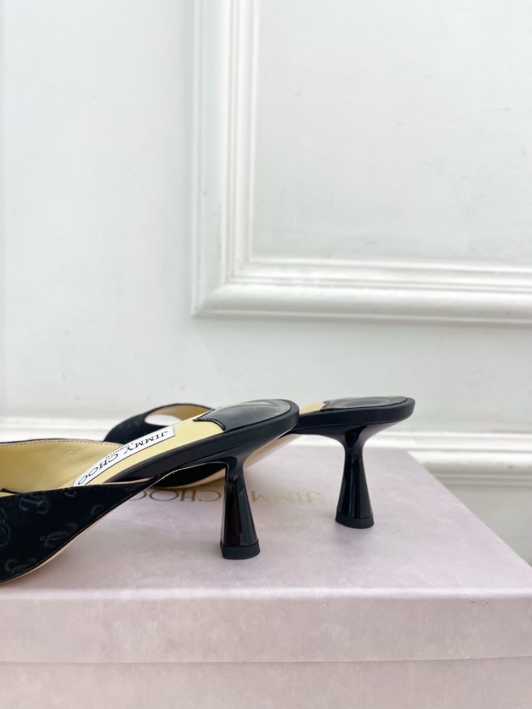 Босоножки фото 8