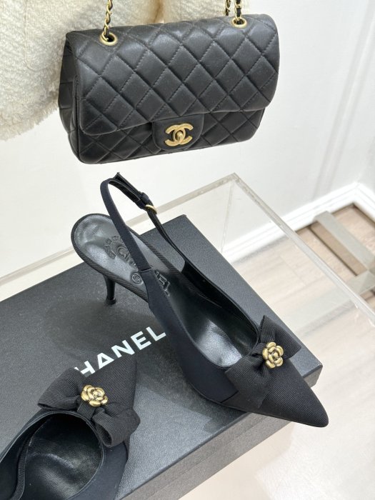 Босоножки фото 5