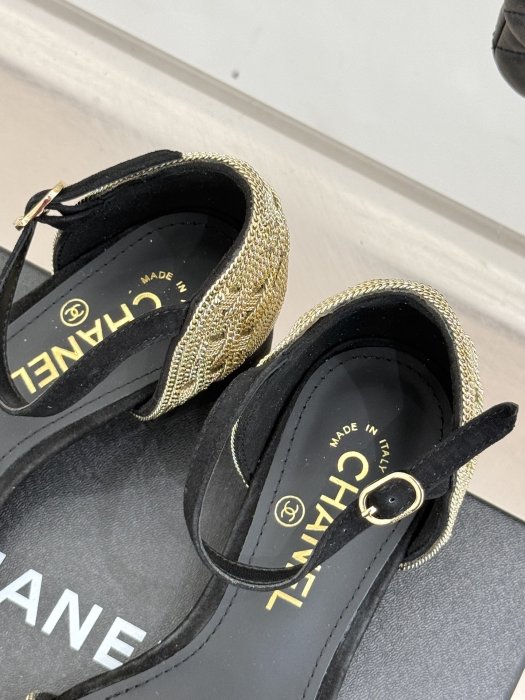 Босоножки фото 8