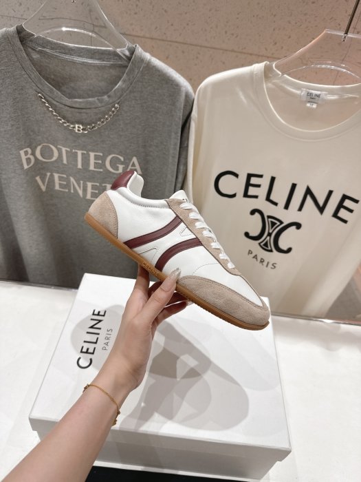 Кроссовки фото 5