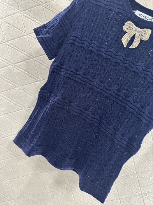 T-shirt women's фото 5