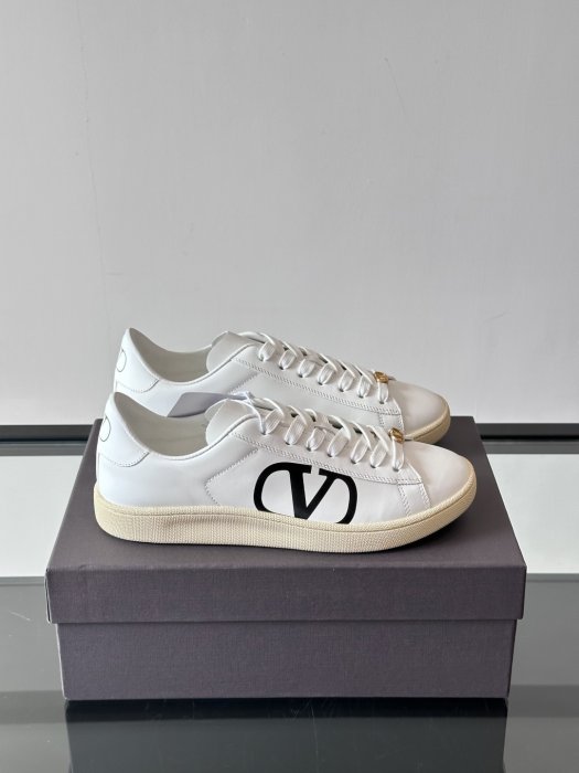 Кроссовки мужские