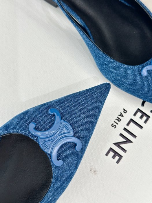 Босоножки фото 6