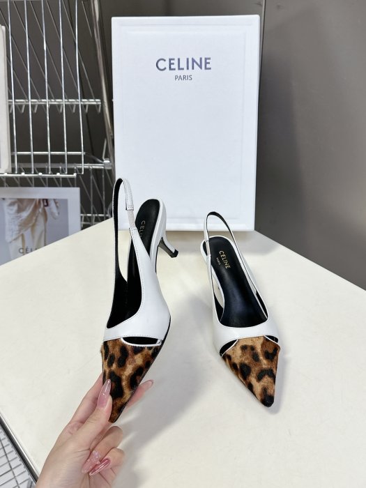 Босоножки фото 4