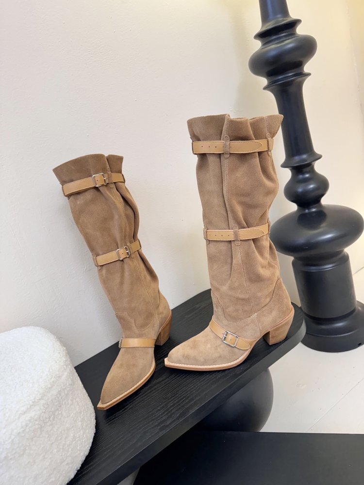 Чоботи жіночі фото 3