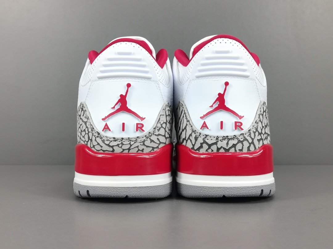 Кроссовки Air Jordan 3 Retro фото 3