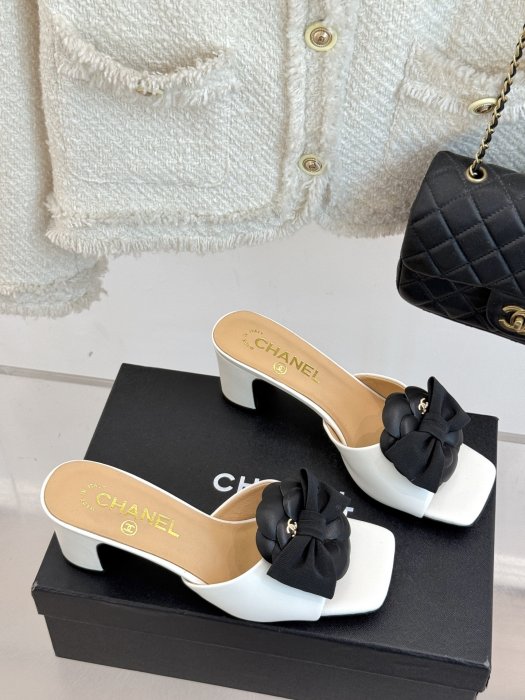 Босоножки фото 3