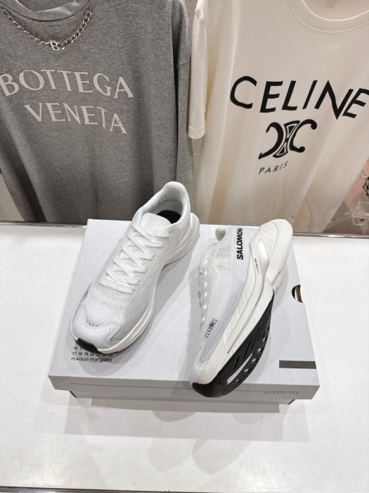 Кросівки фото 4