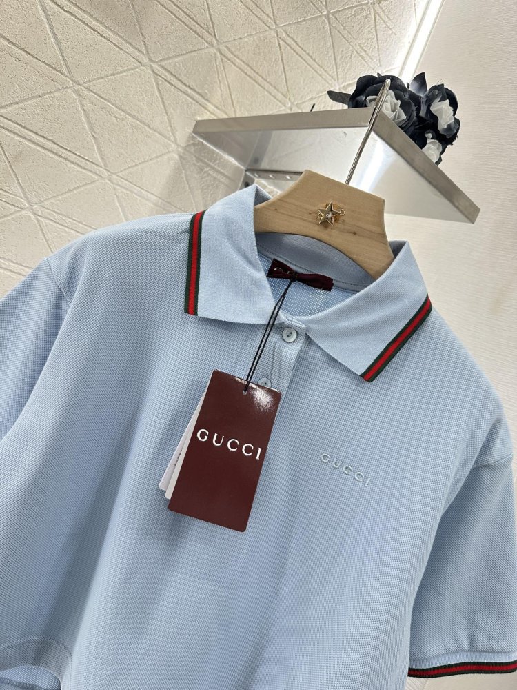 Футболка женская фото 3