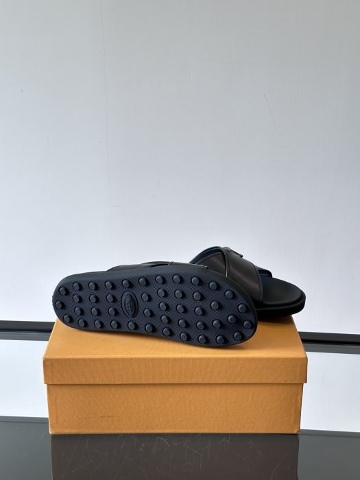 Шльопанці чоловічі фото 9