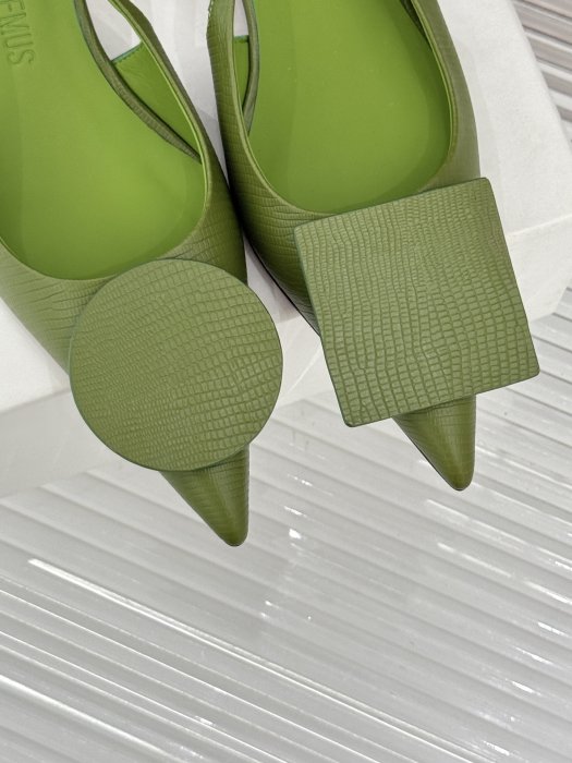 Босоножки фото 7