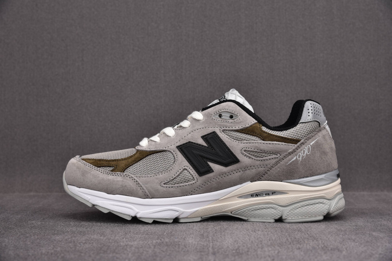 Sneakers NBM990J3