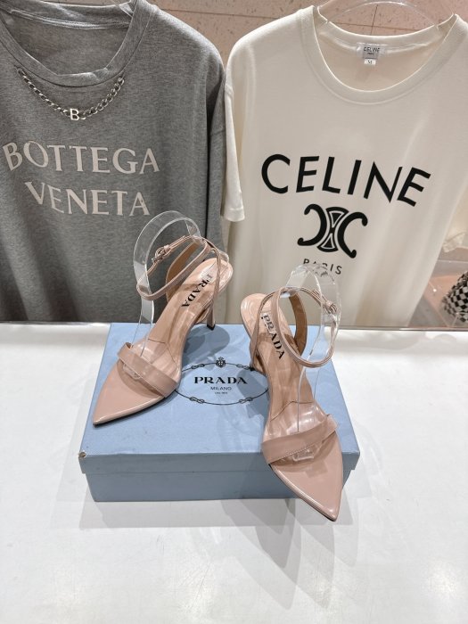 Босоніжки фото 2