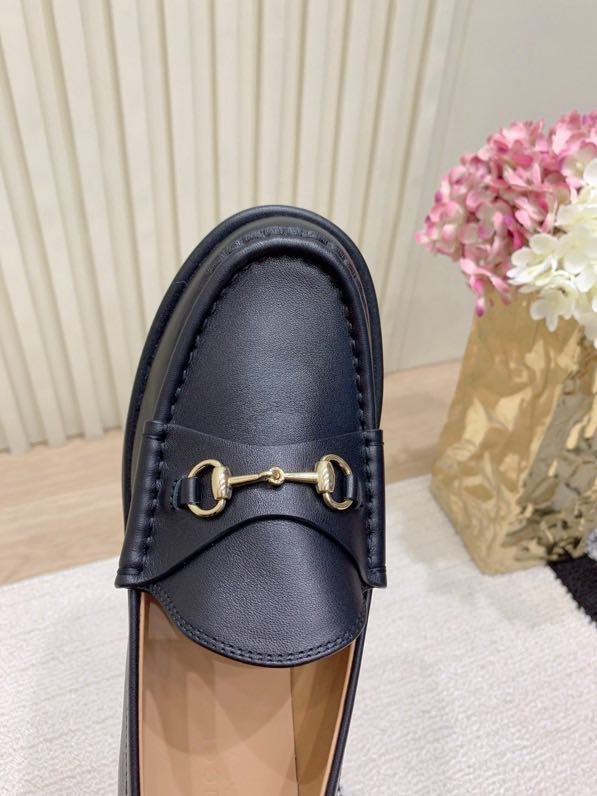 Лоферы женские на платформе фото 7