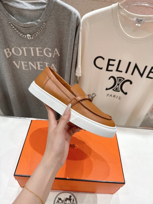 Лоферы женские фото 5