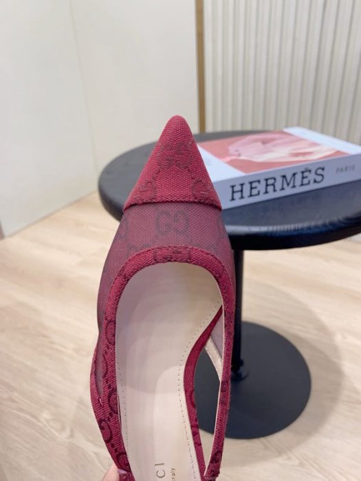 Босоножки фото 2