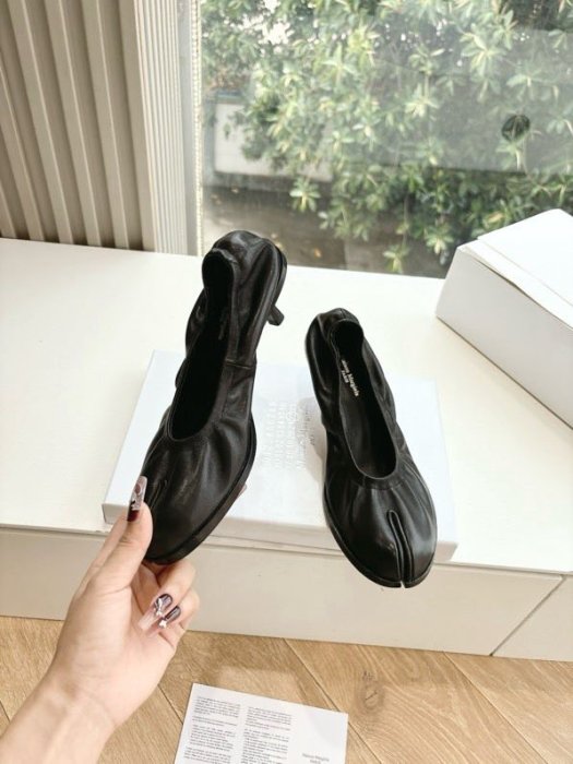 Туфли кожаные с раздвоенным носком фото 6