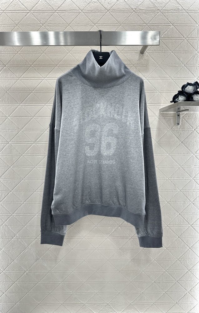 Кофта жіноча