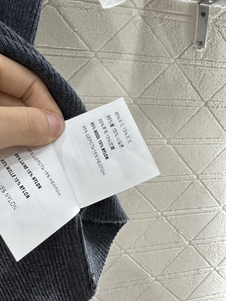 T-shirt women's фото 9