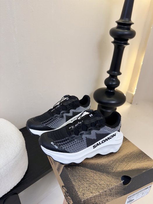 Sneakers women's SALOMON XT WHISPER фото 5