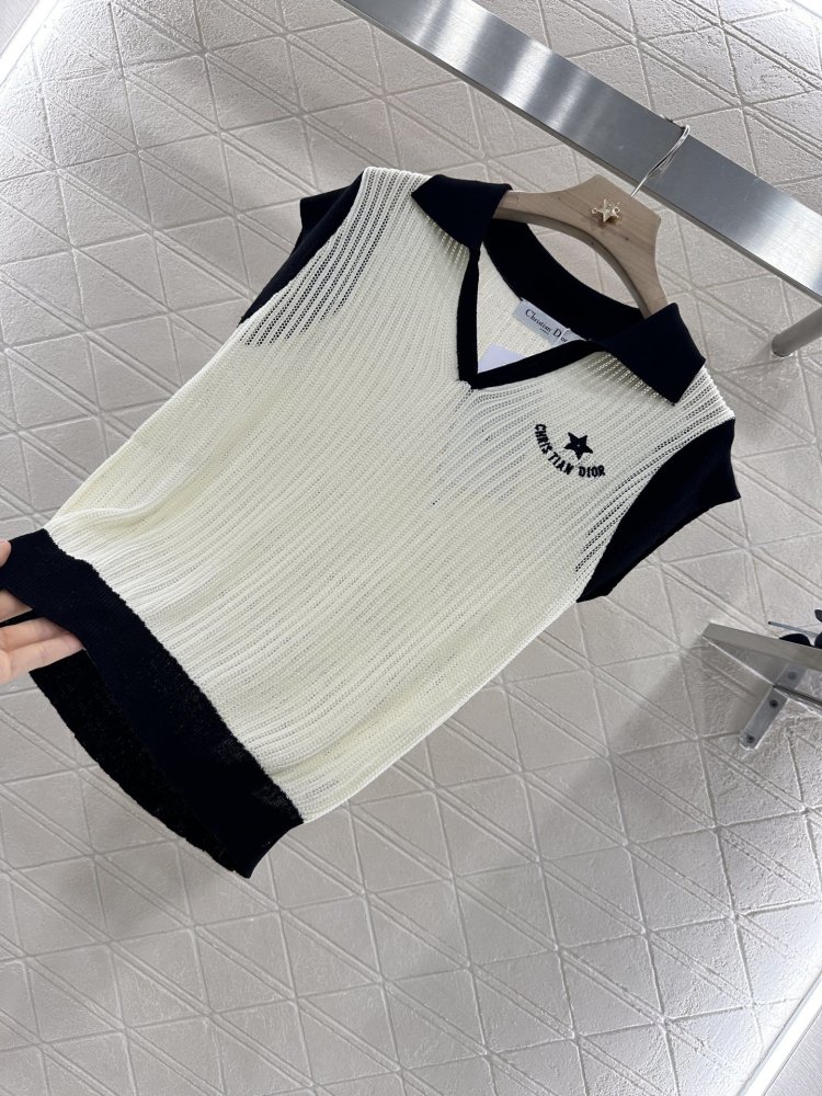 Футболка жіноча фото 6