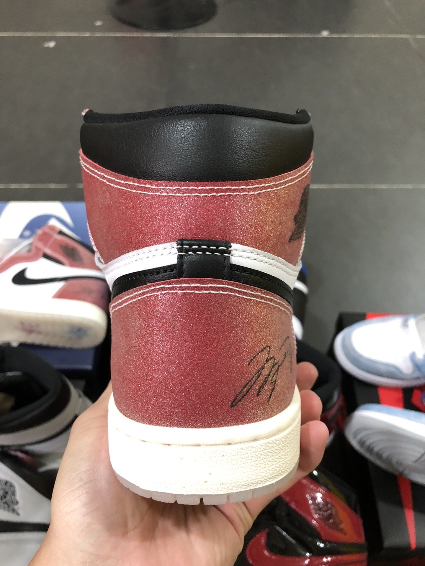 Sneakers Air Jordan 1 фото 3