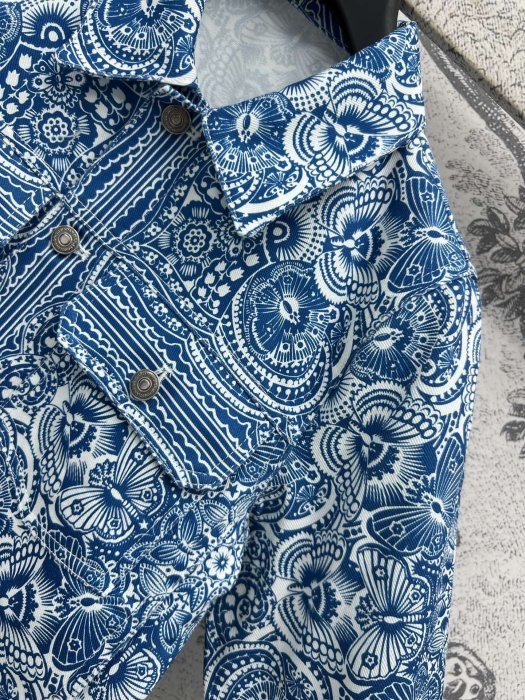 Куртка джинсовая женская фото 5