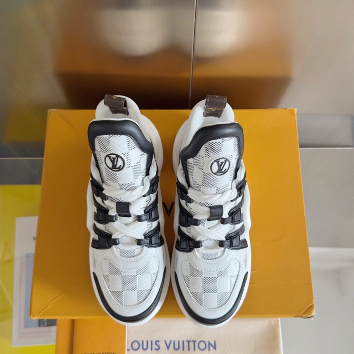 Кроссовки фото 7