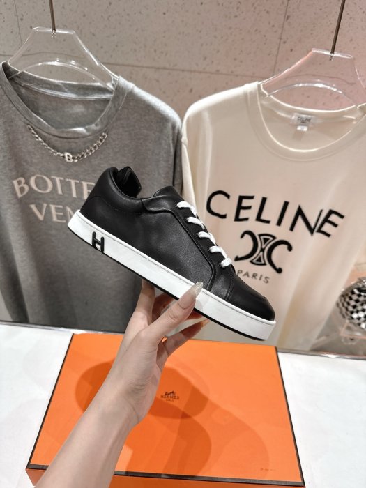 Кроссовки фото 5