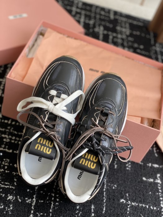 Кроссовки фото 4