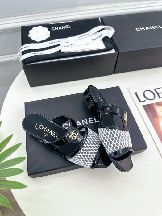 Босоножки фото 2