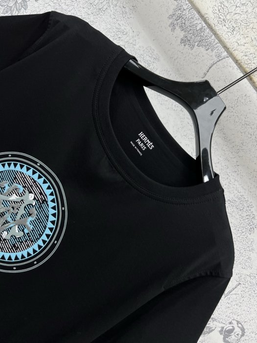 Футболка женская фото 2