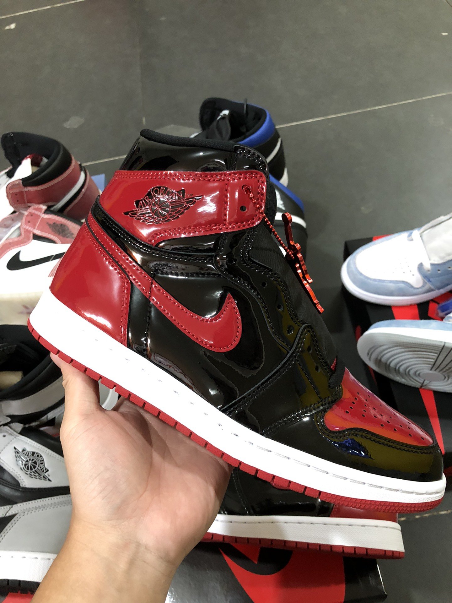 Кроссовки Air Jordan 1 фото 2