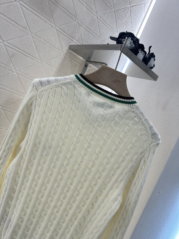 Кофта жіноча фото 4