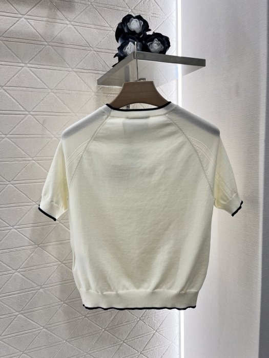 Футболка женская фото 2