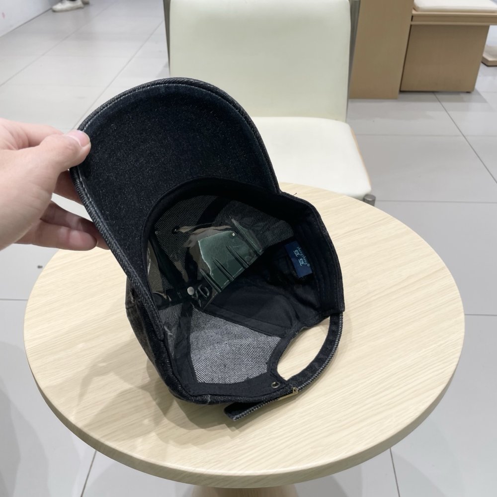 Кепка фото 9