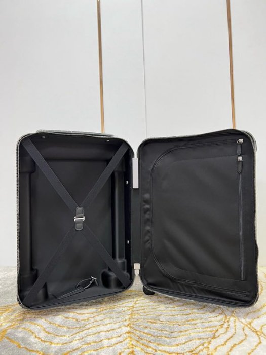 Suitcase Horizon 55 for manual luggage 38х55х21 cm фото 6