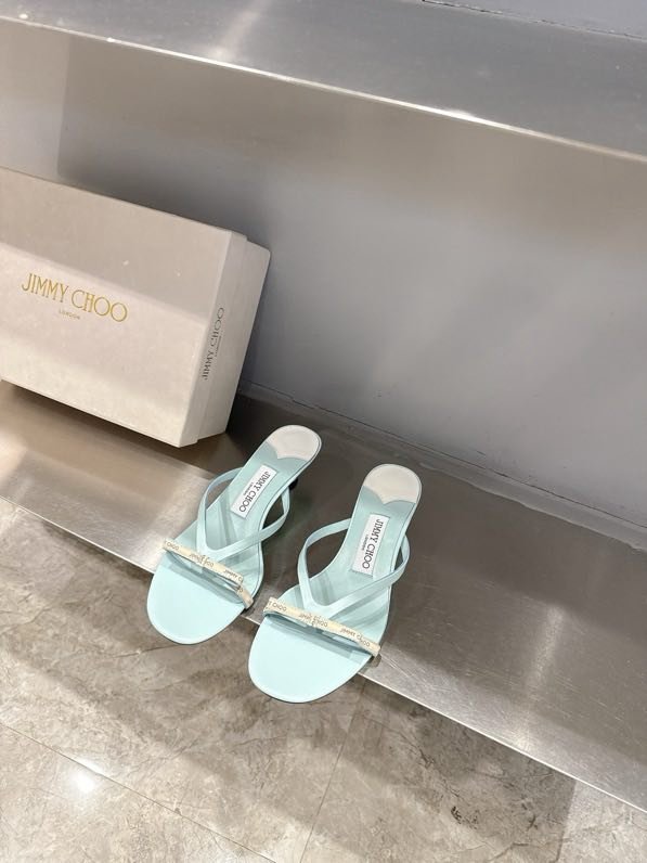 Босоножки фото 3