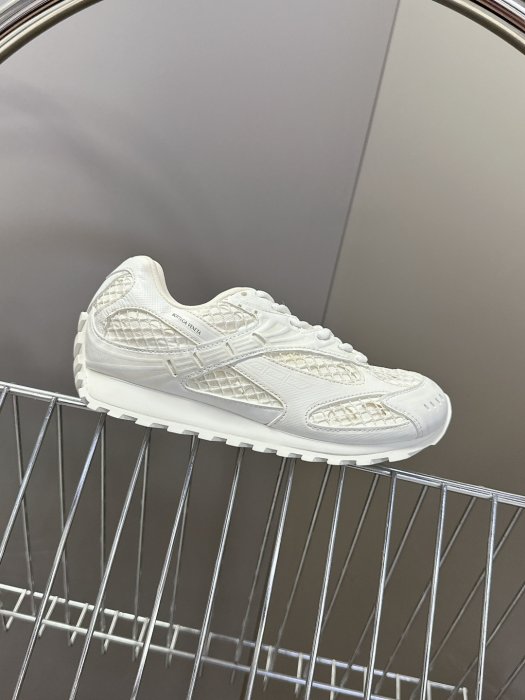 Кроссовки фото 5