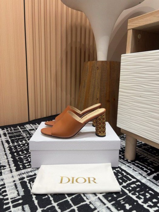 Sandals Dior Icon on thick фото 6