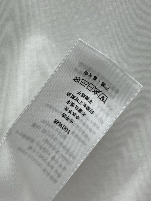 T-shirt women's фото 9