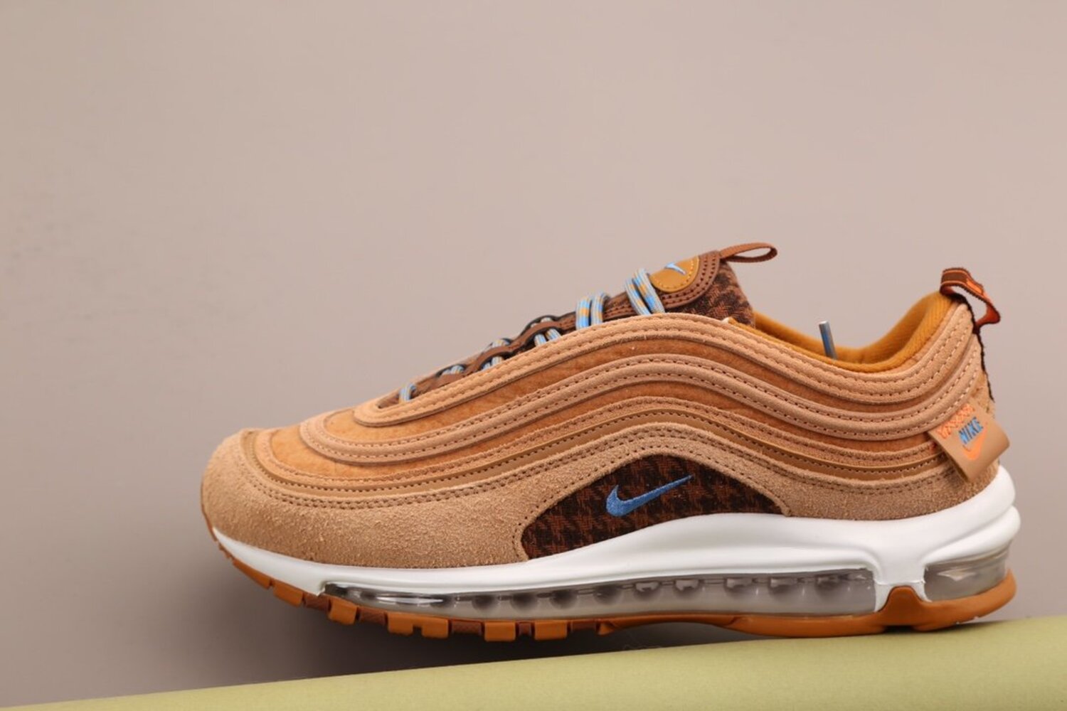 Кроссовки Air Max 97 Teddy Bear Parline - DZ5348-288 фото 3