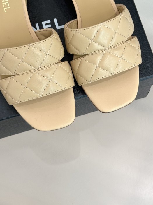 Босоножки фото 7