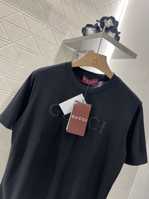 Футболка женская фото 3