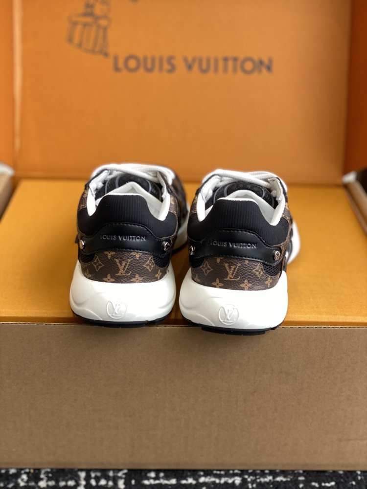 Кроссовки Olympia женские фото 8