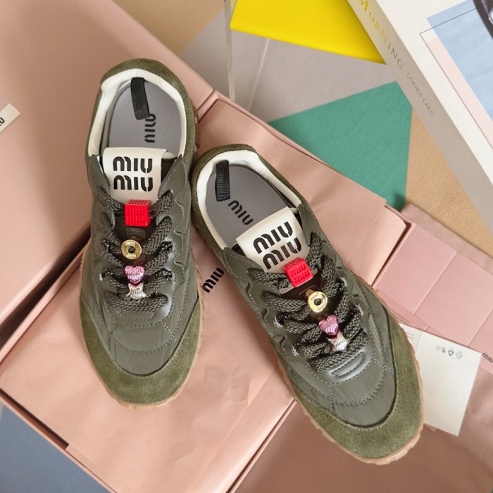 Кроссовки Miu Miu Tyre фото 2