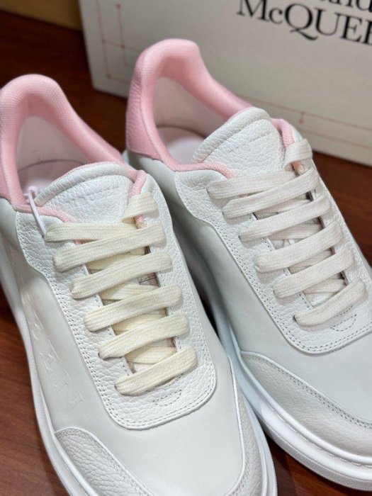 Sneakers фото 4