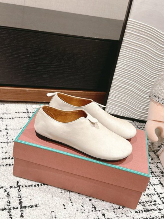 Ballet shoes