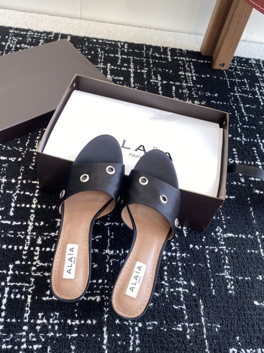 Босоножки фото 4