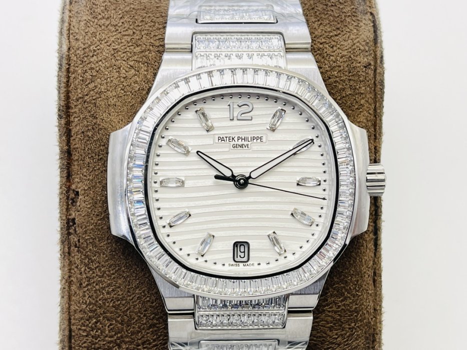 Часы наручные 35 мм Patek Philippe 7014 Nautilus Limited Edition фото 4